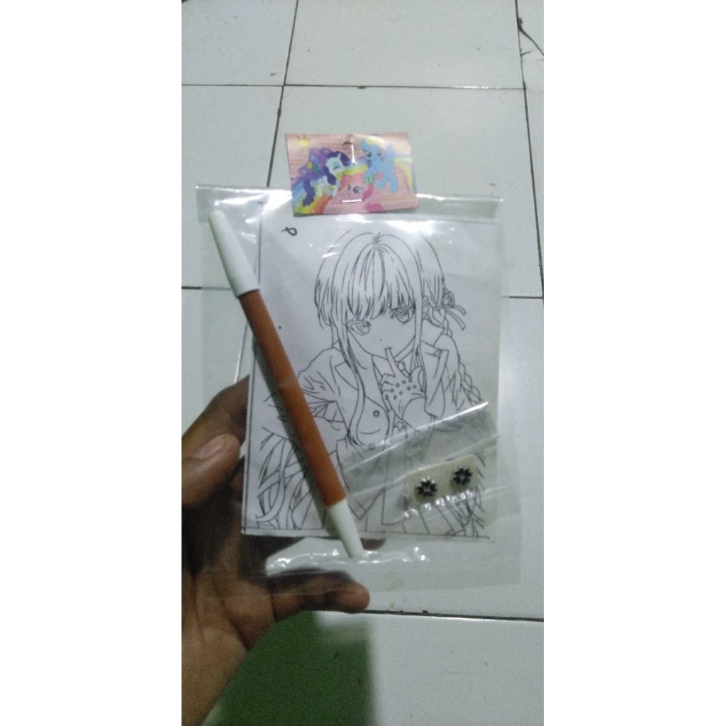 

Gambar Mewarnai Anak Pria & Wanita