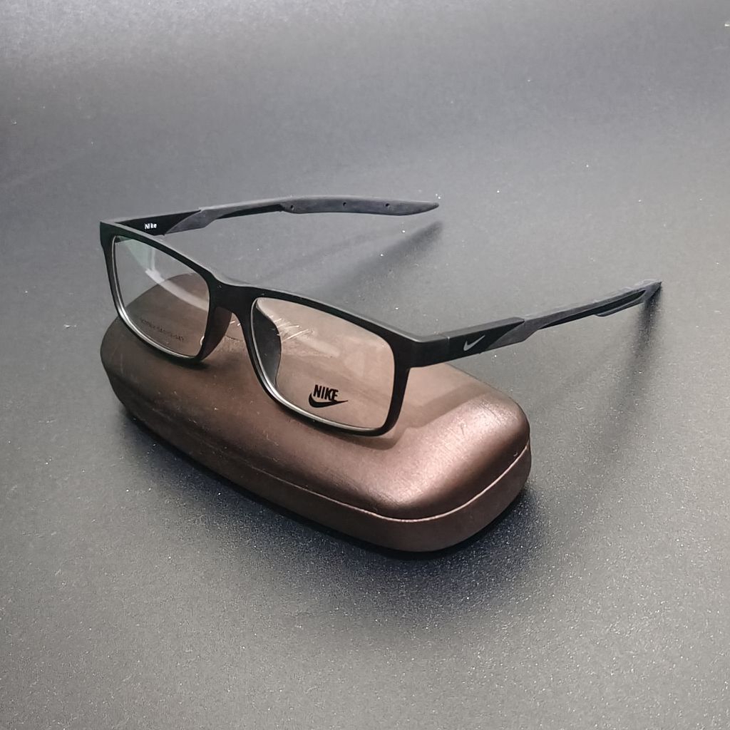Frame kacamata Nike Sport All Black