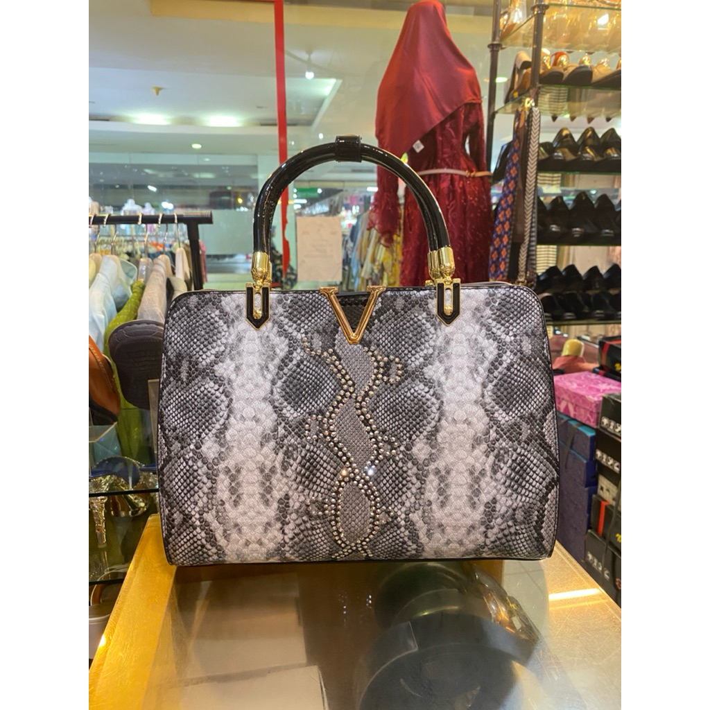 TAS WANITA CROCO HITAM PUTIH GE YUN LU TAS PESTA IBU KONDANGAN TAS CROCO MEWAH 16625