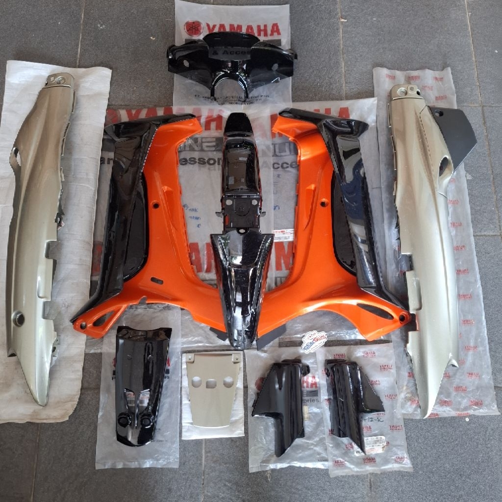 Cover body Fullset F1ZR FIZR mille millenium gold orange oren