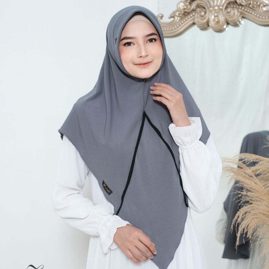 Yessana - Bergo Zia Hijab Instan Pad Bordir / Jilbab Cutting Mengerucut Aksen List Slimming Effect