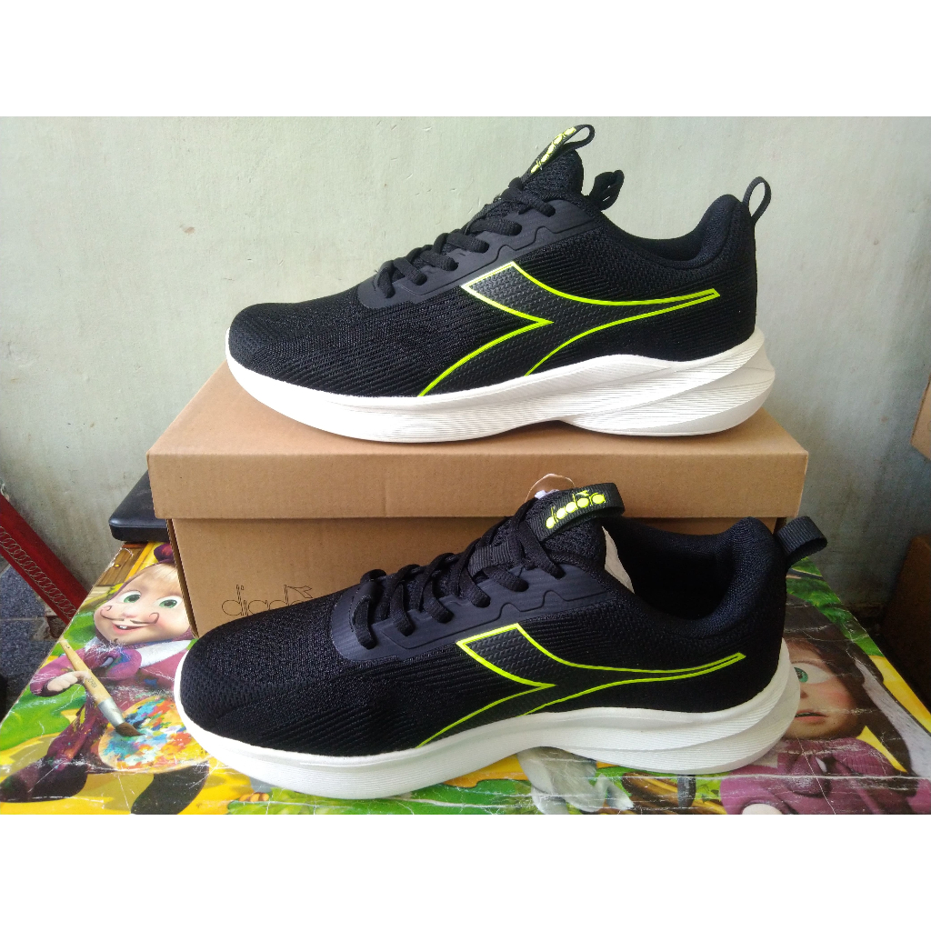 Sepatu Sekolah Diadora Miracel Black Original