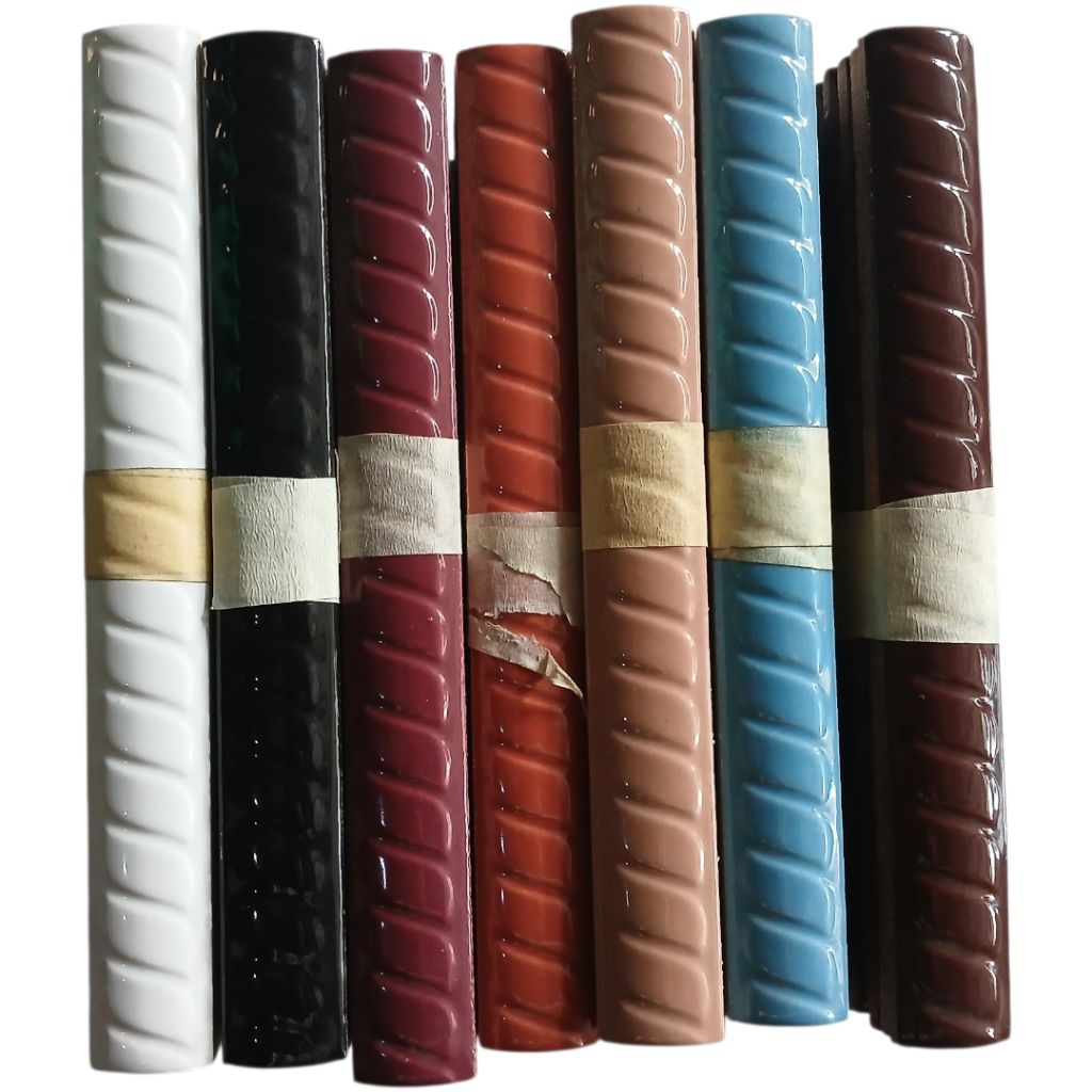 Kuku macan keramik 20cmx2,5cm