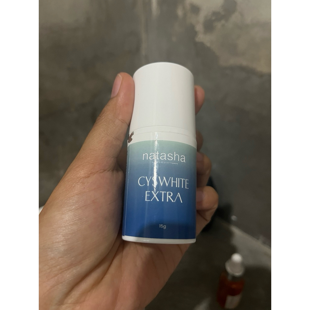 natasha cyswhite extra