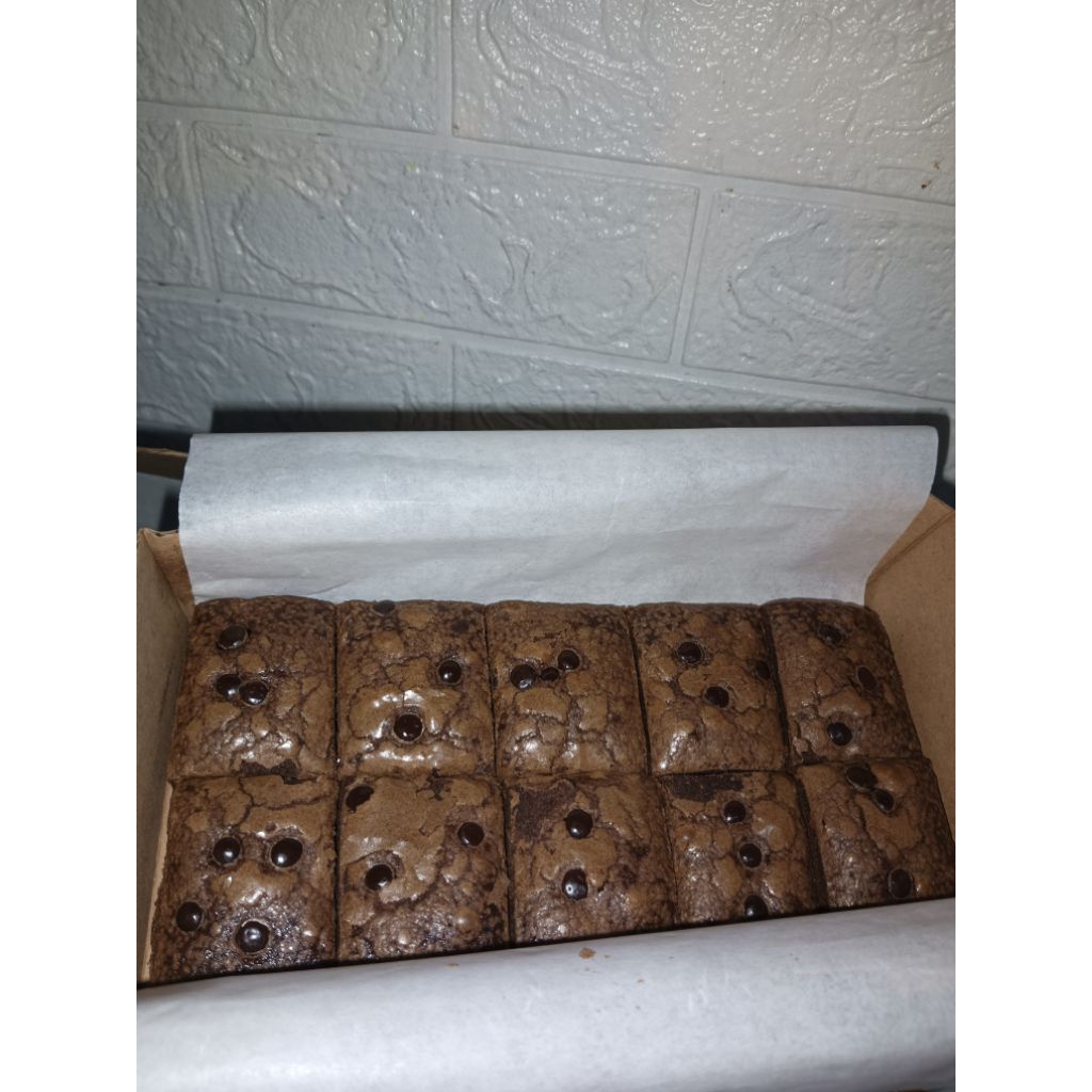 

FUDGY BROWNIES