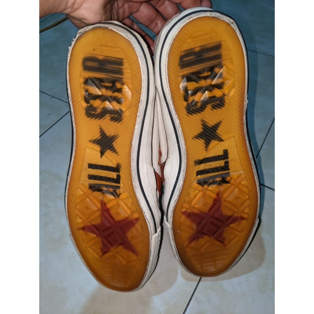 Converse Star Player X John Varvatos Tapak Bening