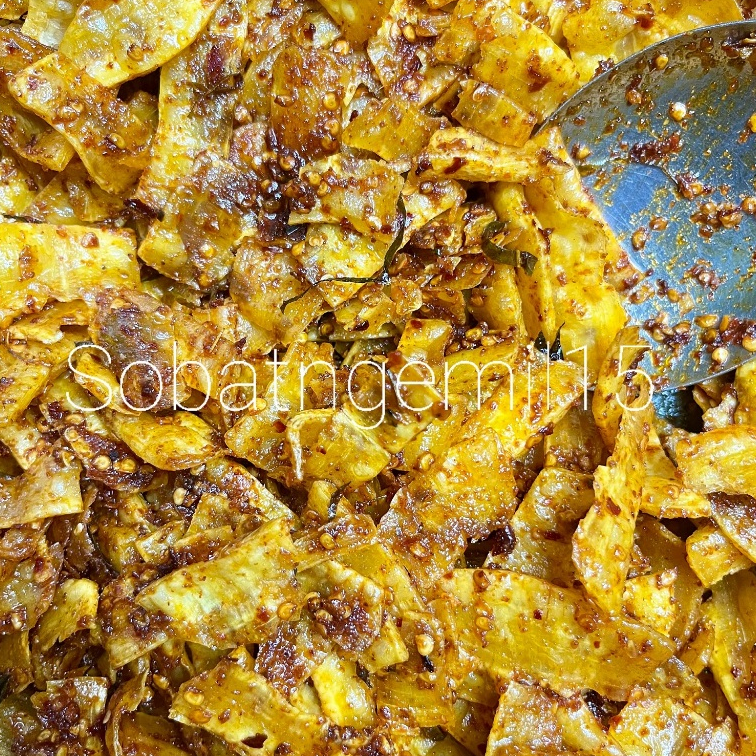

Keripik Singkong Stik Bumbu Chili Oil Kriuk 250g Gurih Renyah Krispy/Singkong Goreng Gurih Mantap