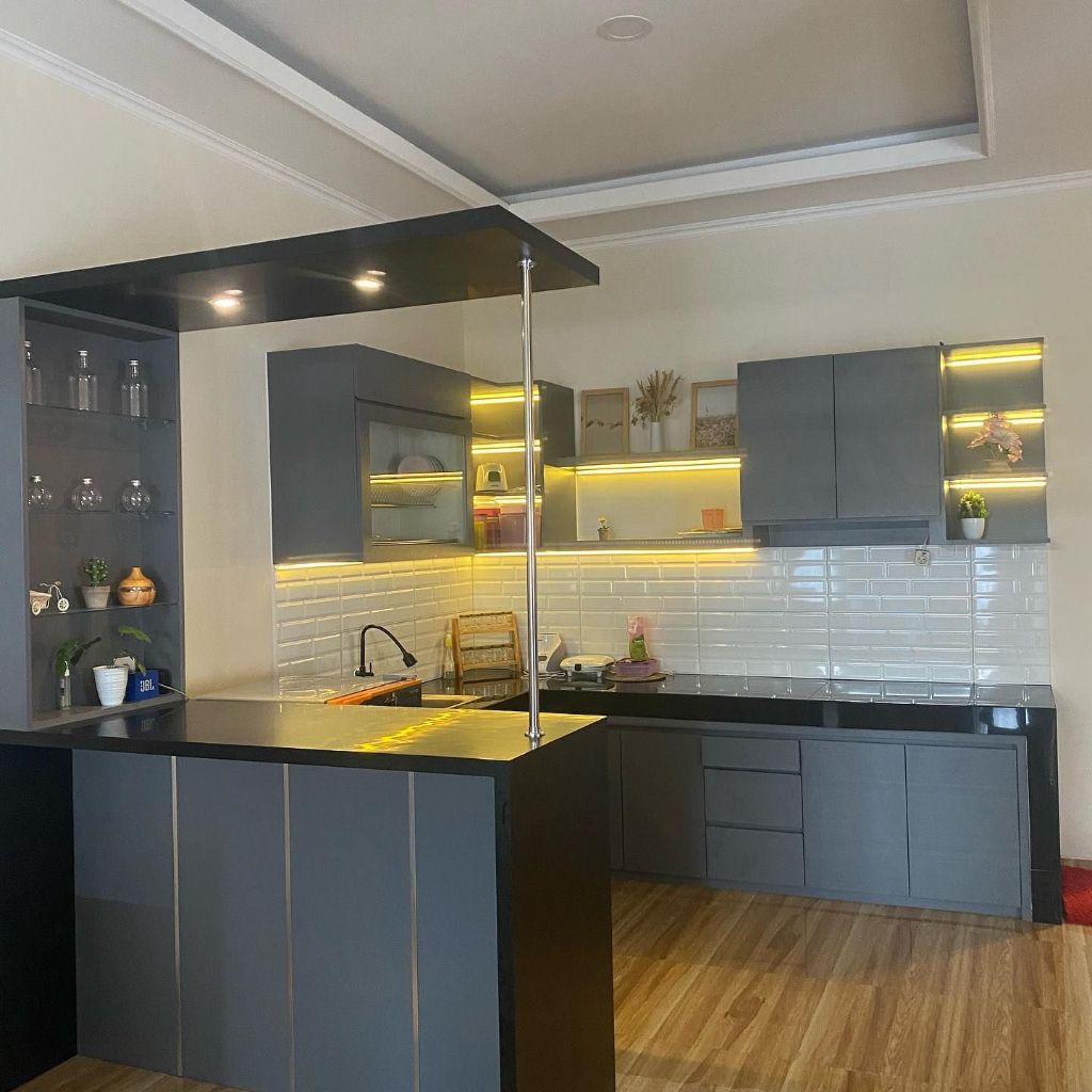 Kitchenset Alumunium Custom Mewah Modern sesuai Selera dan Lokasi Dapur Anda