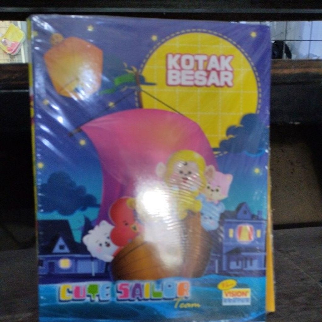 

Buku kotak Besar vision isi 30lembar(1pack isi 12pcs)