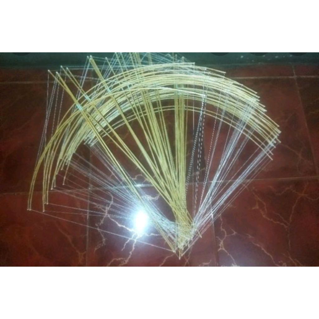 1set layangan adu arku sukoi