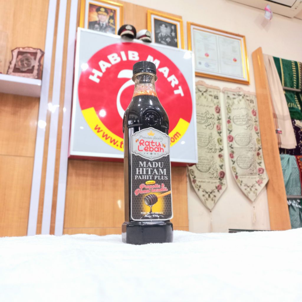 

Ratu Lebah Madu Hitam Pahit Plus 470gr – Herbal dengan Propolis & Daun Insulin