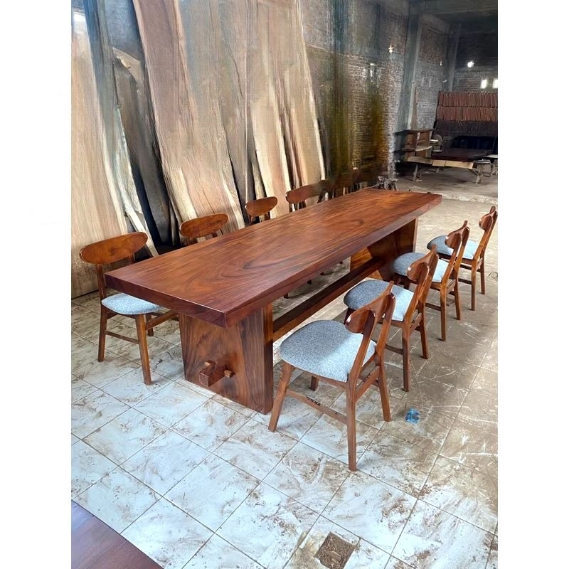 set meja makan trembesi 8 kursi jati