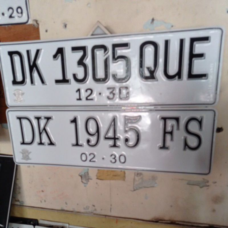 Plat Mobil Custom