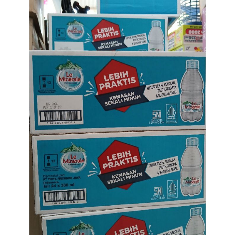 

Le mineral 330ml 1 dus isi 24 botol