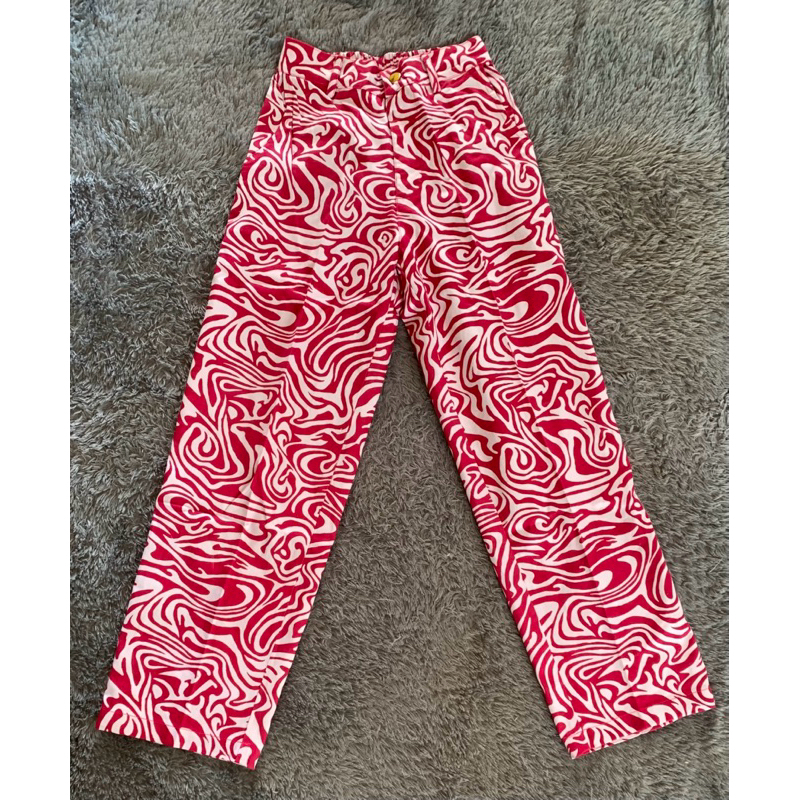 preloved celana wanita motif