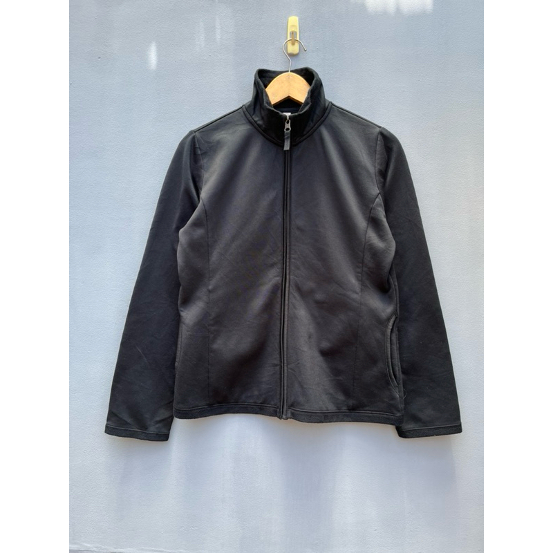 Jaket Softshell Tracktop Uniqlo size L