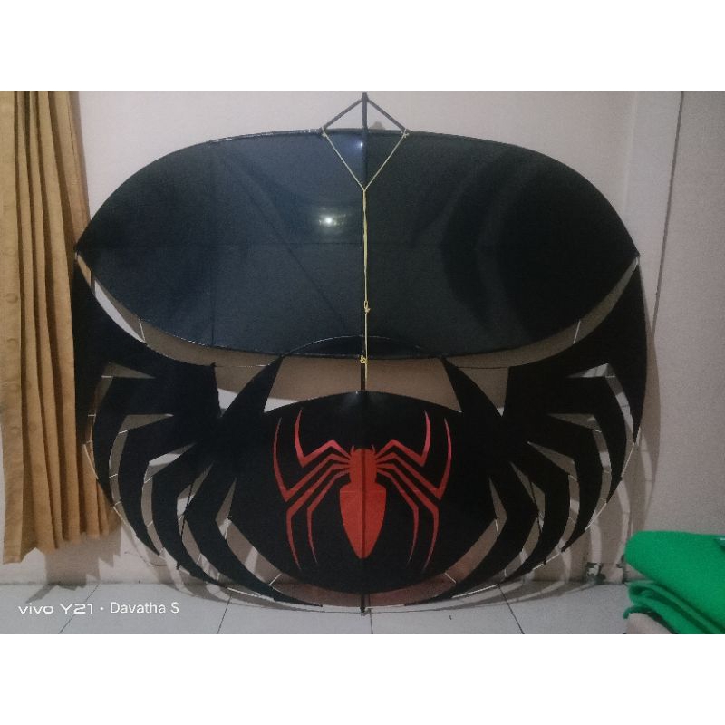 Layangan ram raman spider motif laba2 bawah