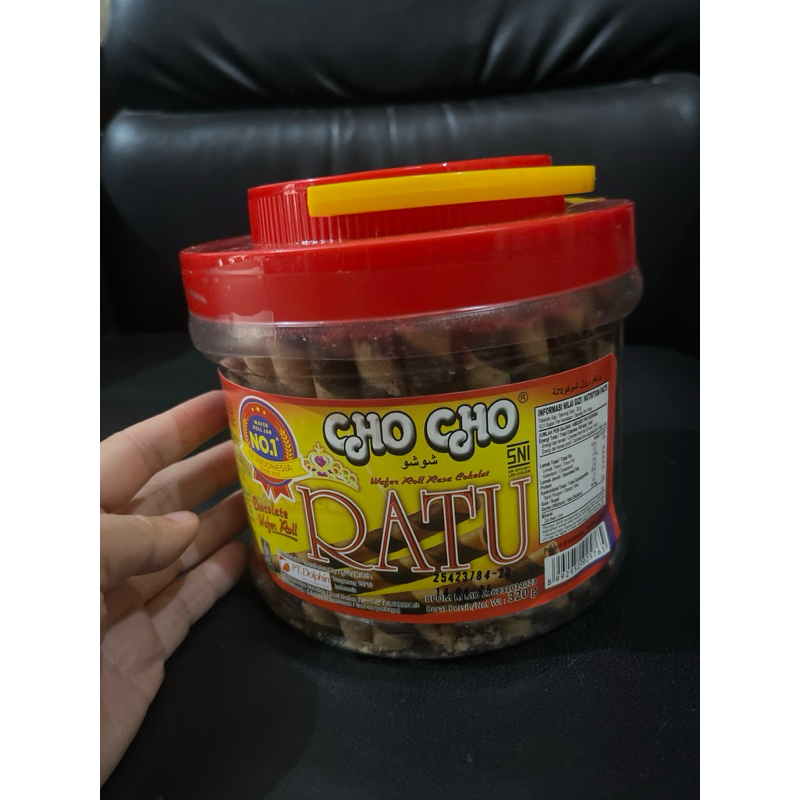 

Cho Cho Toples Wafer Roll Coklat 320 gram