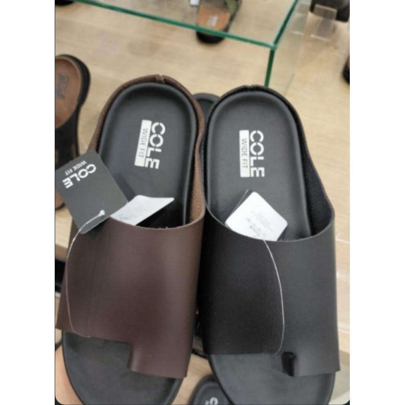 COLE sandal pria