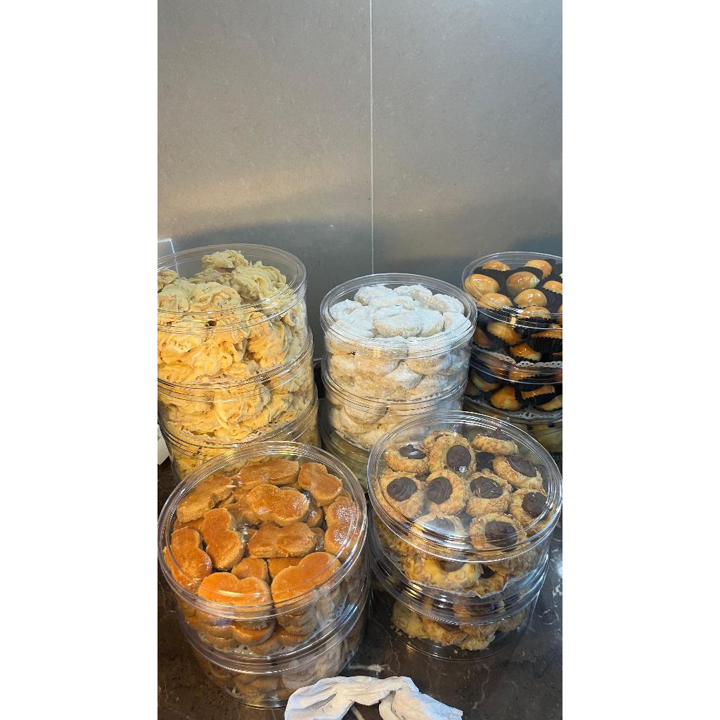 

KUE LEBARAN - KUE KERING - COOKIES - PUTRI SALJU - KUE KACANG - KUE SAGU KEJU