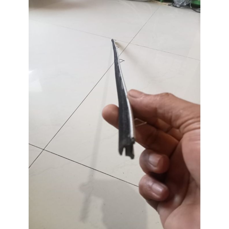 SV1 Karet Kaca Lis Pintu/weather strip Futura/T120SS/ Carry Extra AST
