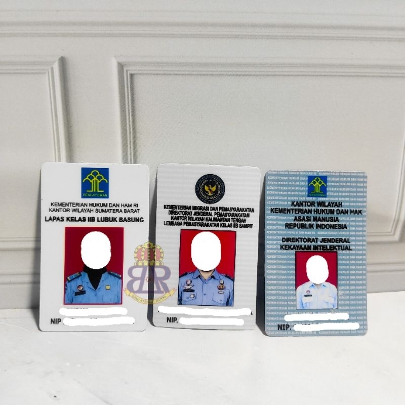 

NAME TAG & ID CARD COSTUM