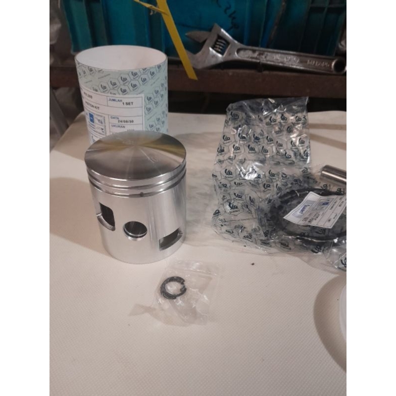 Piston vespa Spartan 200 vespa excel 200 UKURAN 6M Seher Vespa Excel 200 Spartan 200 Spartan 200cc E