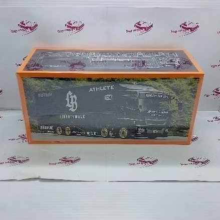 GCD Liberty Walk LB-Trucks Mitsubishi Fuso Super Great Transporter Athlete - Black