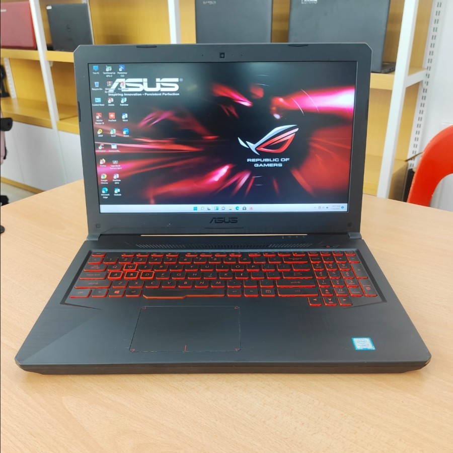 Laptop Second Asus TUF Gaming FX504GD Core i7 Gen 8 / VGA GTX 1050