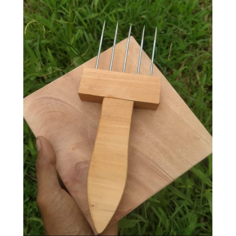 Alat pelubang plastik tempe/cocohan tempe