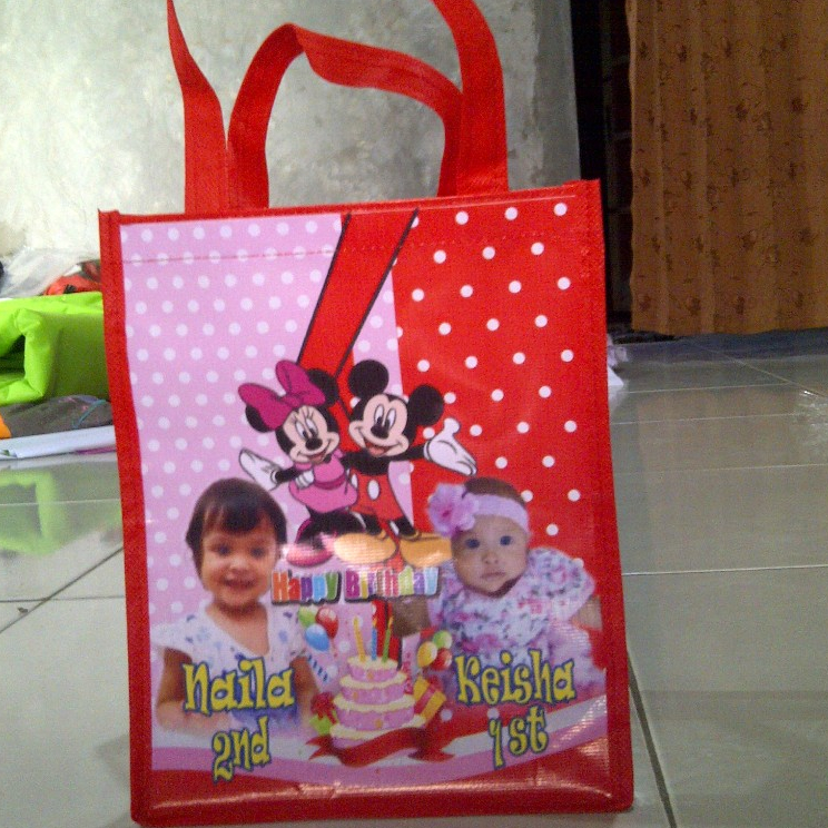 

Tas Snack Costume Free Desain / Tas Sourvenir/ Tas Ulang tahun / Goodiebag ulang tahun unik Uk. 20x18x15