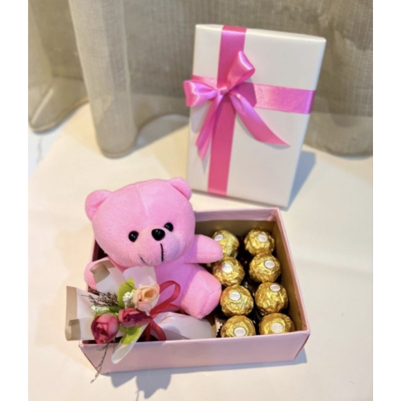

hadiah valentine box with bear