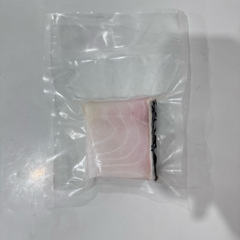 

Frozen Chilean Sea Bass Fillet Portion / Snow Fish Fillet / Ikan Salju Fillet