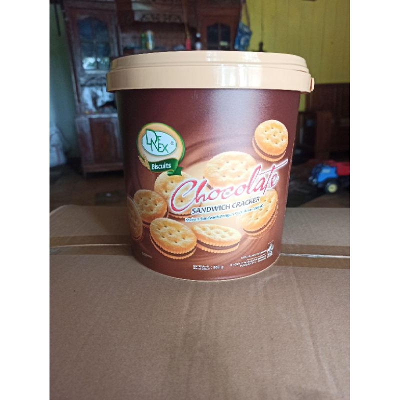 

COKLAT BISKUIT TIMBA MURAH // JAJAN LEBARAN // DENEX TIMBA SANDWICH CRAKER