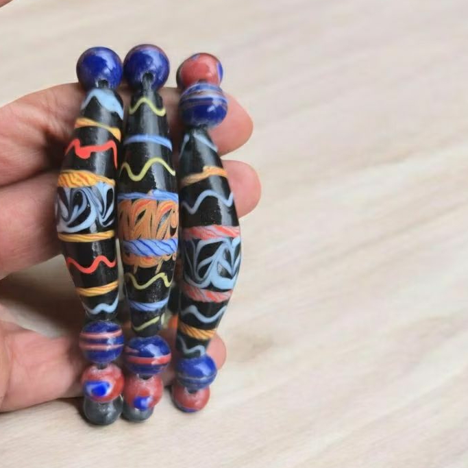 Gelang etnik Dayak  kalimantan