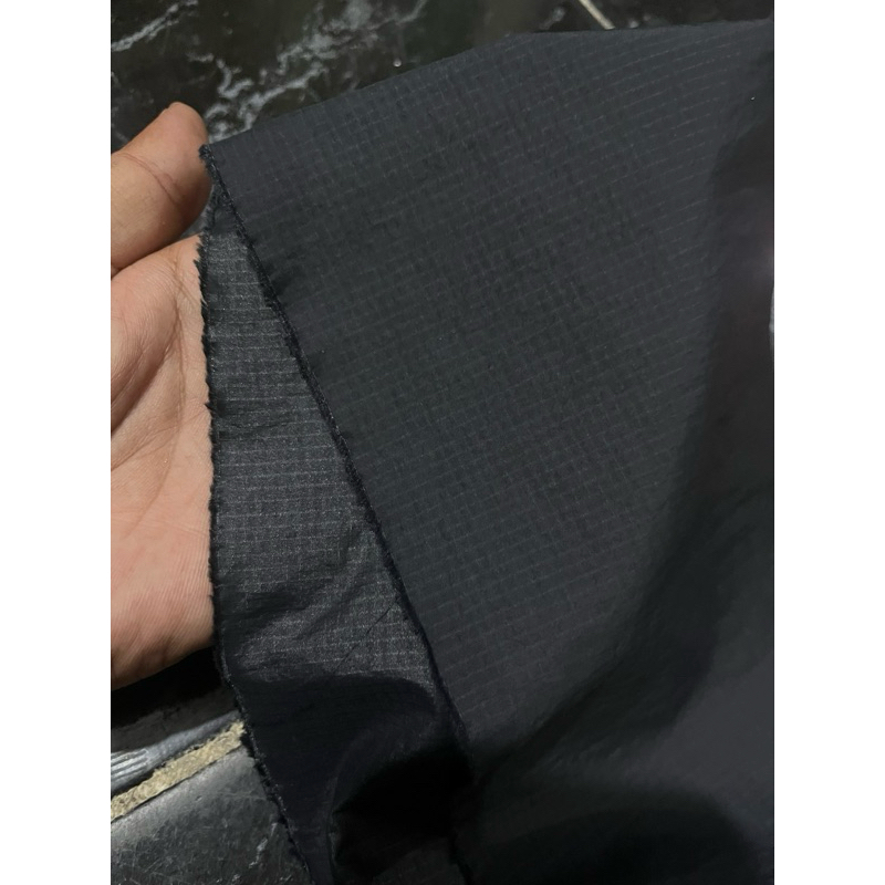 Bahan kain parasut crinckle ripstop waterproof water repellent Kain parasut ribstop crinkcle