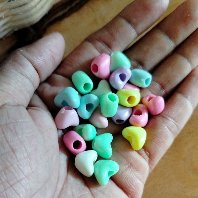 100 pcs Mote love lobang besar,Mote lubang besar,Mote love lubang besar