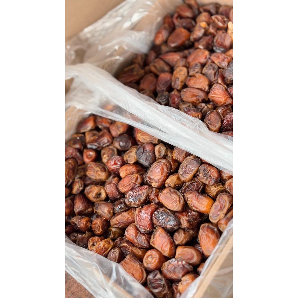 

Kurma Mesir Premium Dates Barari 500 gr (1/2 kg)