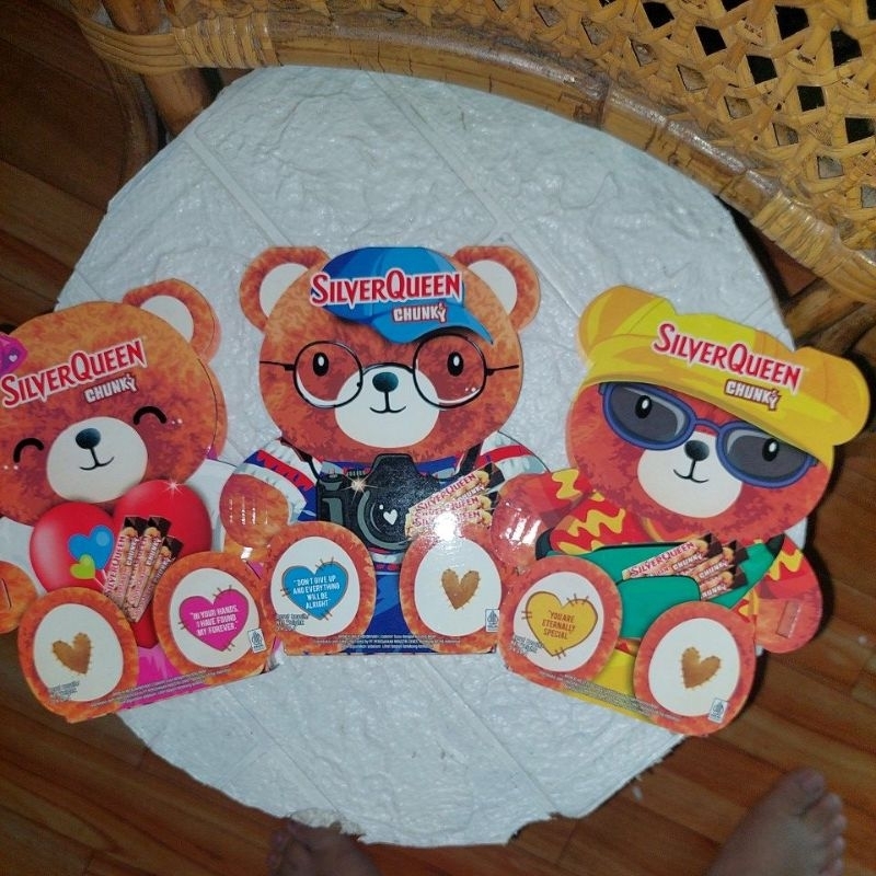 

Cokelat Silverqueen Chunky bear edisi Valentine ( isi 3 x 30gr )