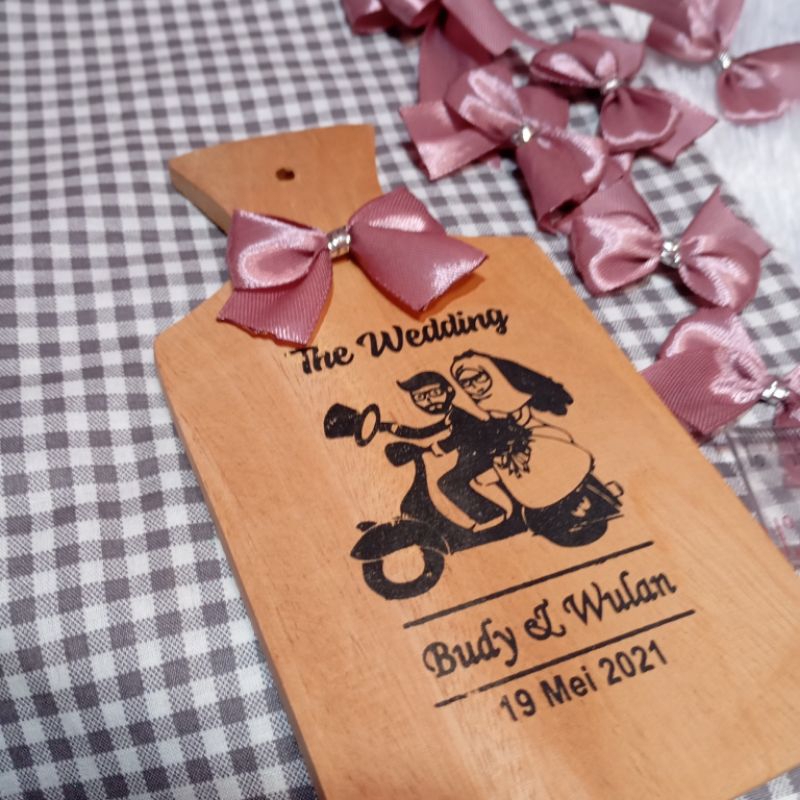 

100 pcs Pita satin aplikatif souvenir