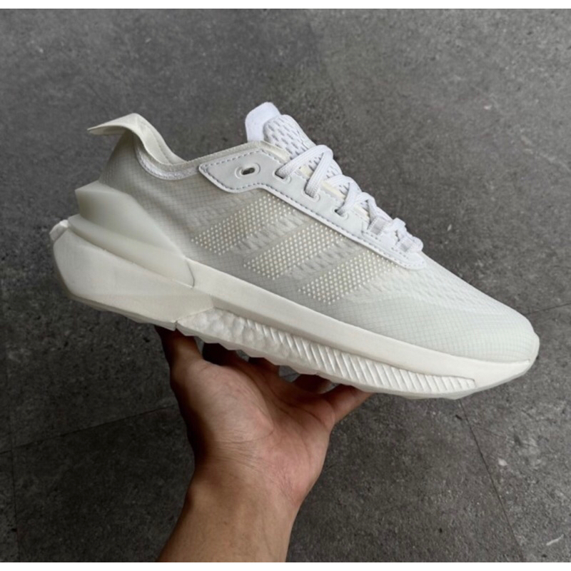 SEPATU ADIDAS AVRYN BOUNCE WHITE ORIGINAL