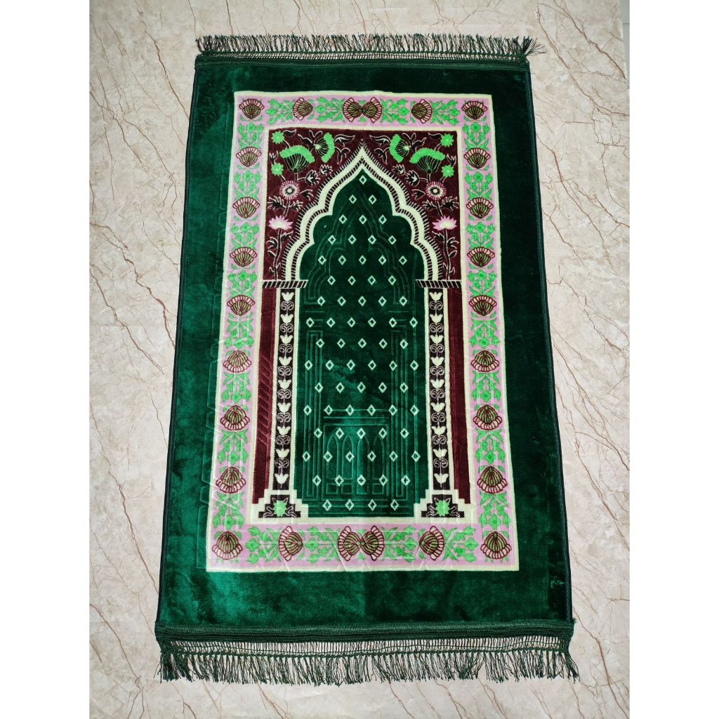 Sajadah Imam Besar Tebal Empuk Embos Print dan Polos 80x135cm Anti Slip