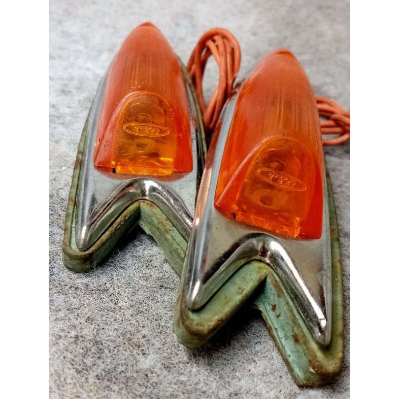 sepasang lampu motor antik motor tua mobil antik lampu mobil tua lampu mobil jadul lampu motor custo