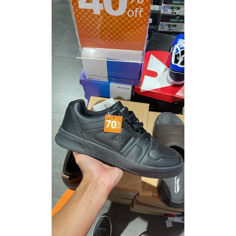 Sepatu merk Airwalk ori full hitam
