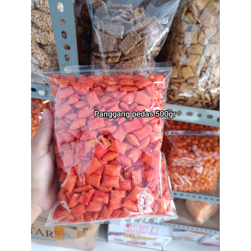 

Cemilan Pangpang Balado/Pang pang Pedas 500gram