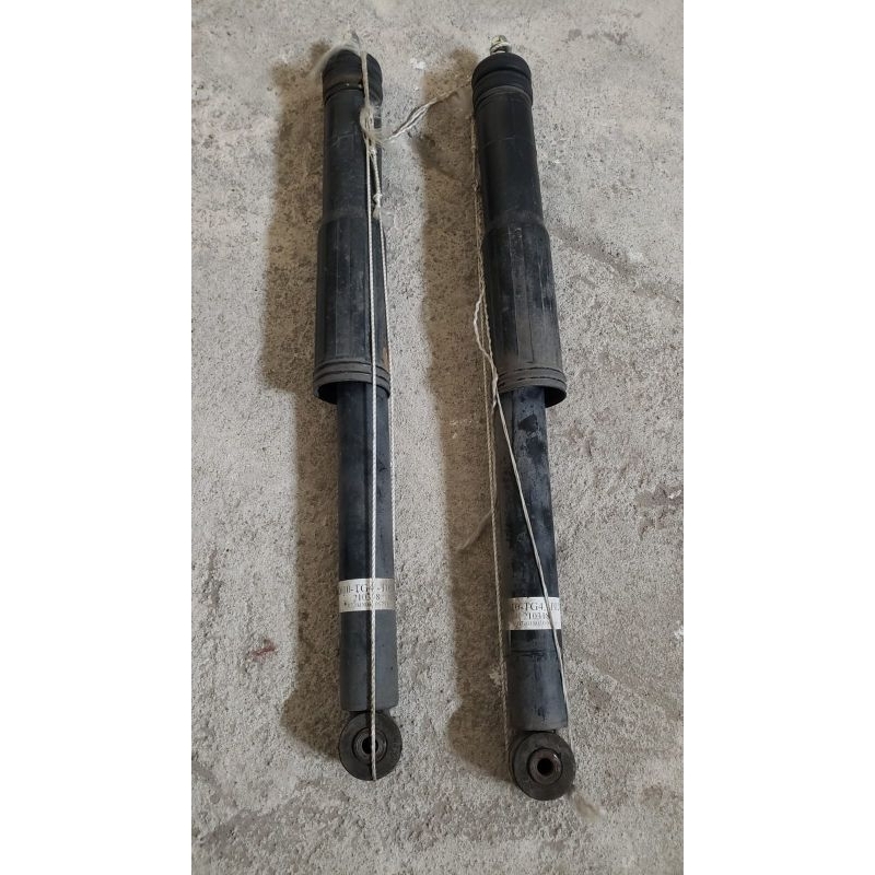 SHOCK BRIO BELAKANG