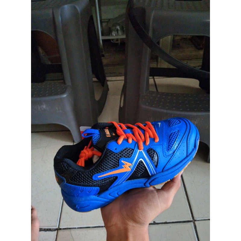 Sepatu Badminton Anak Eagle Omega Sepatu Bulutangkis Anak size 33-36 Sepatu Badminton Junior