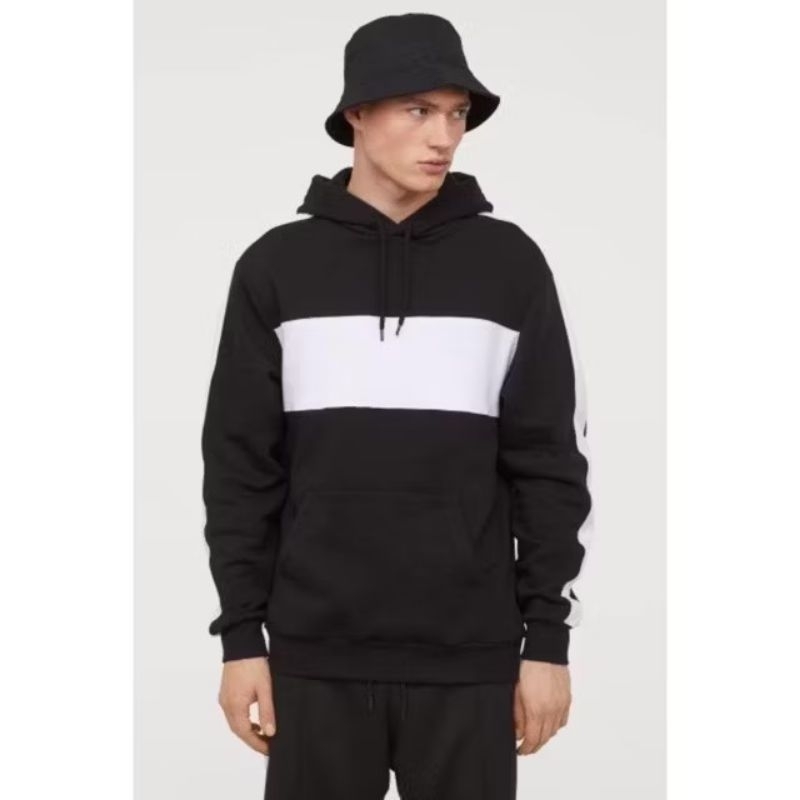 Hoodie H&M Divided Hitam Pekat