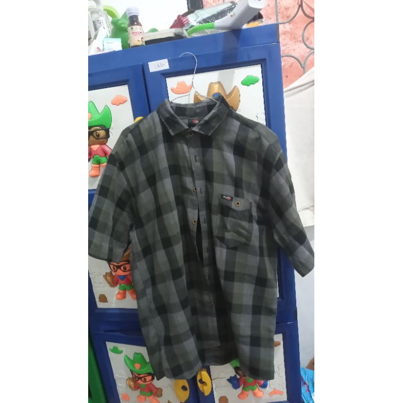 kemeja flanel cowok preloved