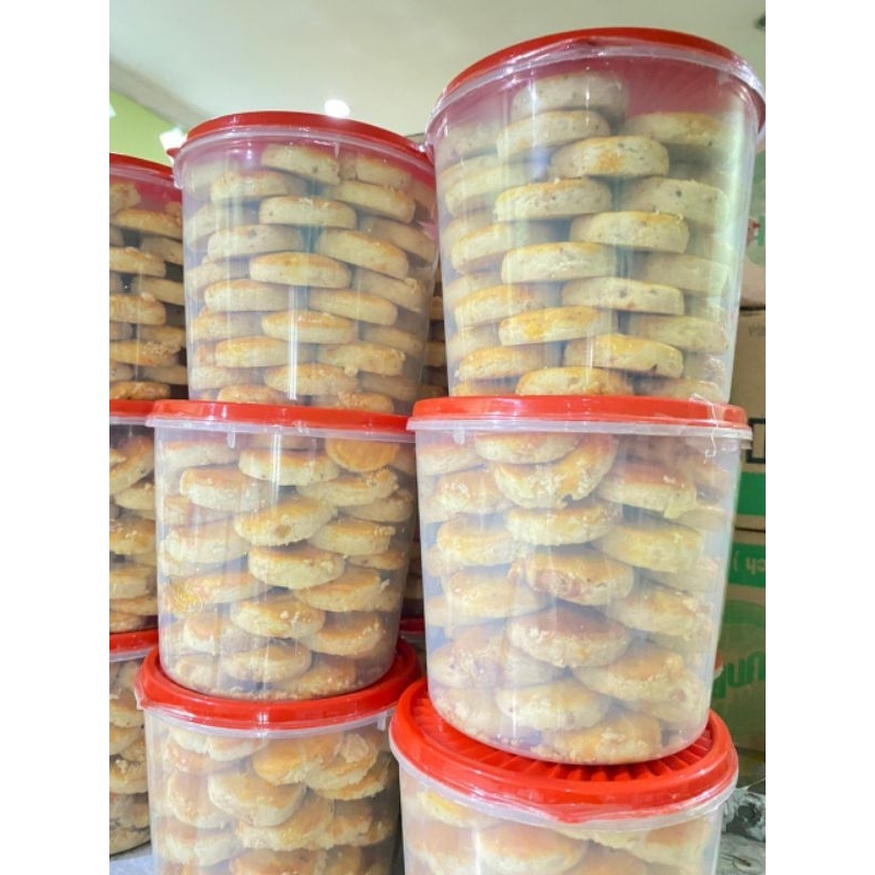 

kue kacang Jember asli original 1kg